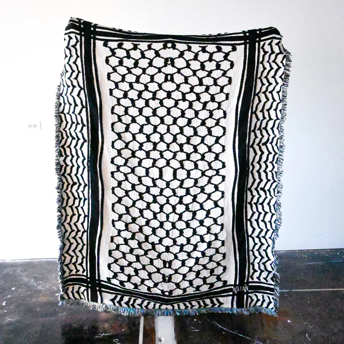 Kuffiyeh Throw Blanket Black