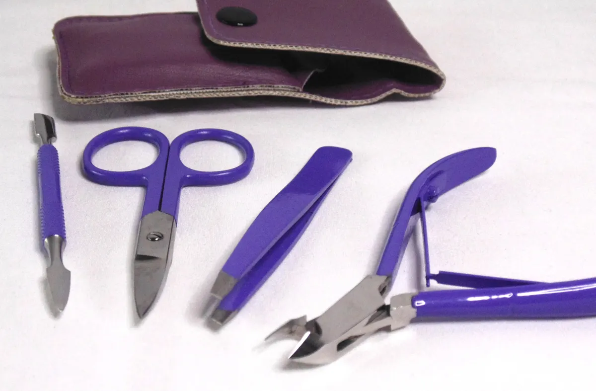 Manicure Set Display Of 18